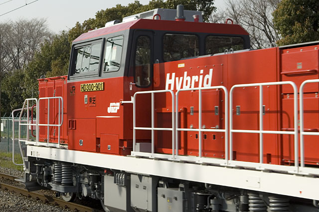 ハイブリッド機関車「HD300-901」の甲種輸送: Digital Photo Life